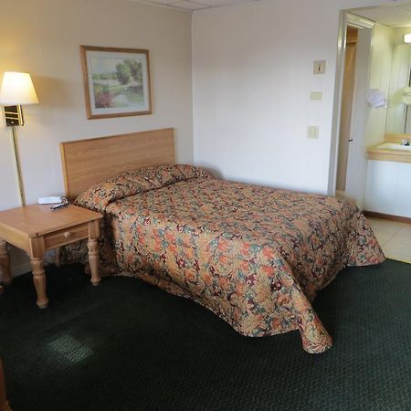 Pine Crest Motor Lodge Holly Springs Exteriör bild